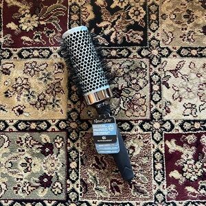 Olivia Garden Round Thermal 1 5/8”